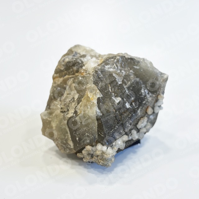 Dolomita con cuarzo y hematite